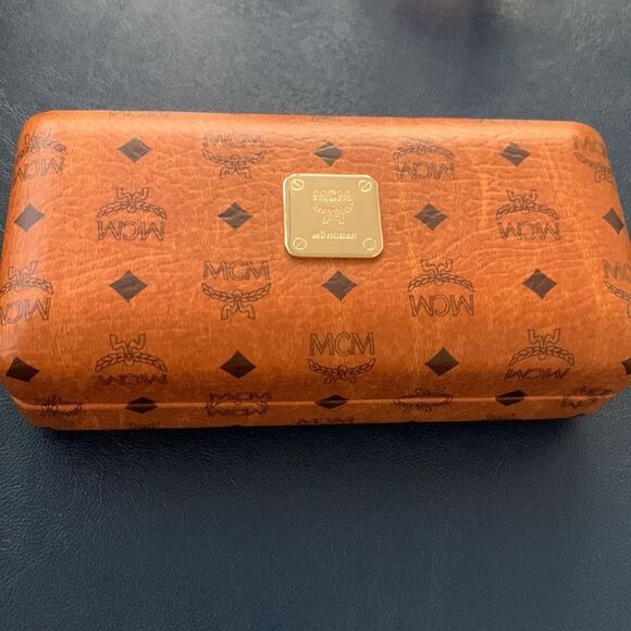 MCM Bordeaux Burgundy Square Sunglasses – Italian Luxury Designer Frames + Case - Picture 9 of 12